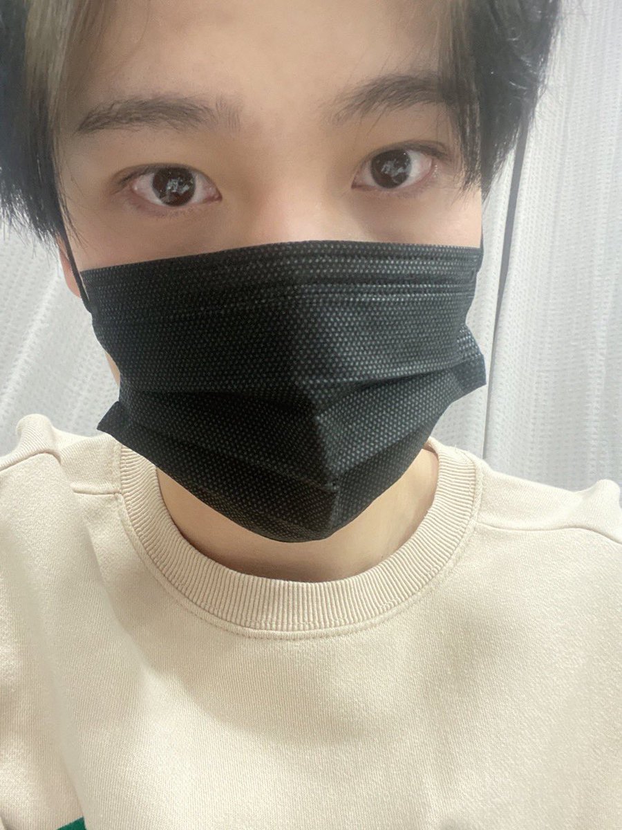 hcdoie's tweet photo. I don’t know how to be normal https://t.co/mKIFlncI6z