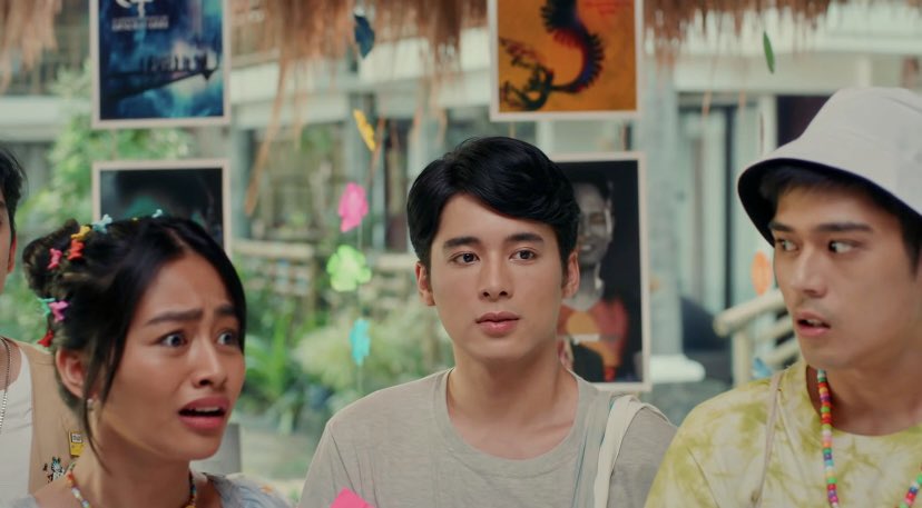 draghanite's tweet image. I think I may be due for a rewatch sometime soon! 🤭🤭🤭 #HelloStrangerTheMovie #HelloStrangerTheSeries