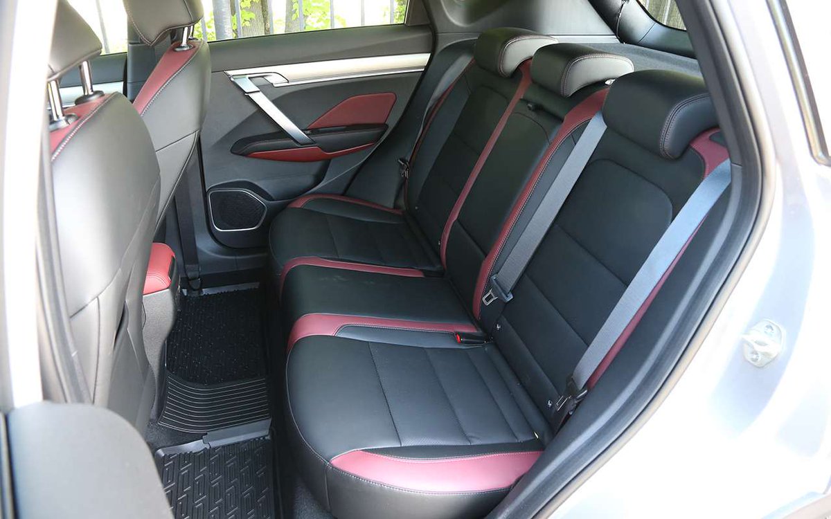 Модный и недорогой китайский кроссовер – честный тест-драйв 

Компания Geely входит в тройку самых популярных в России китайских автопроизводителей. А самая востребованная ее модель – Coolray.

zr.ru/a/936539/