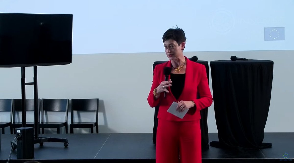 "Principles of collaboration, principles of co-creation and principles of interdisciplinarity explanation are essential to the success and the leadership of Europe in times of fragmentation and division."  <a href="/KirstenCKIC/">Kirsten Dunlop</a>
@ECBNetwork  #INNOVEITBerlin