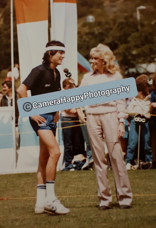 Otalia69's tweet photo. @MrsScottBaio @ScottBaio #HappyBirthday, Scott... enjoy #celebrating! 🥳 Fun looking back at my #BOTNS photos from #the80s @Pepperdine... 🎊 #birthdayboy #celebrate #eatcake 🎂 #ScottBaio #HappyBirthdayScottBaio https://t.co/nlcrMer20B