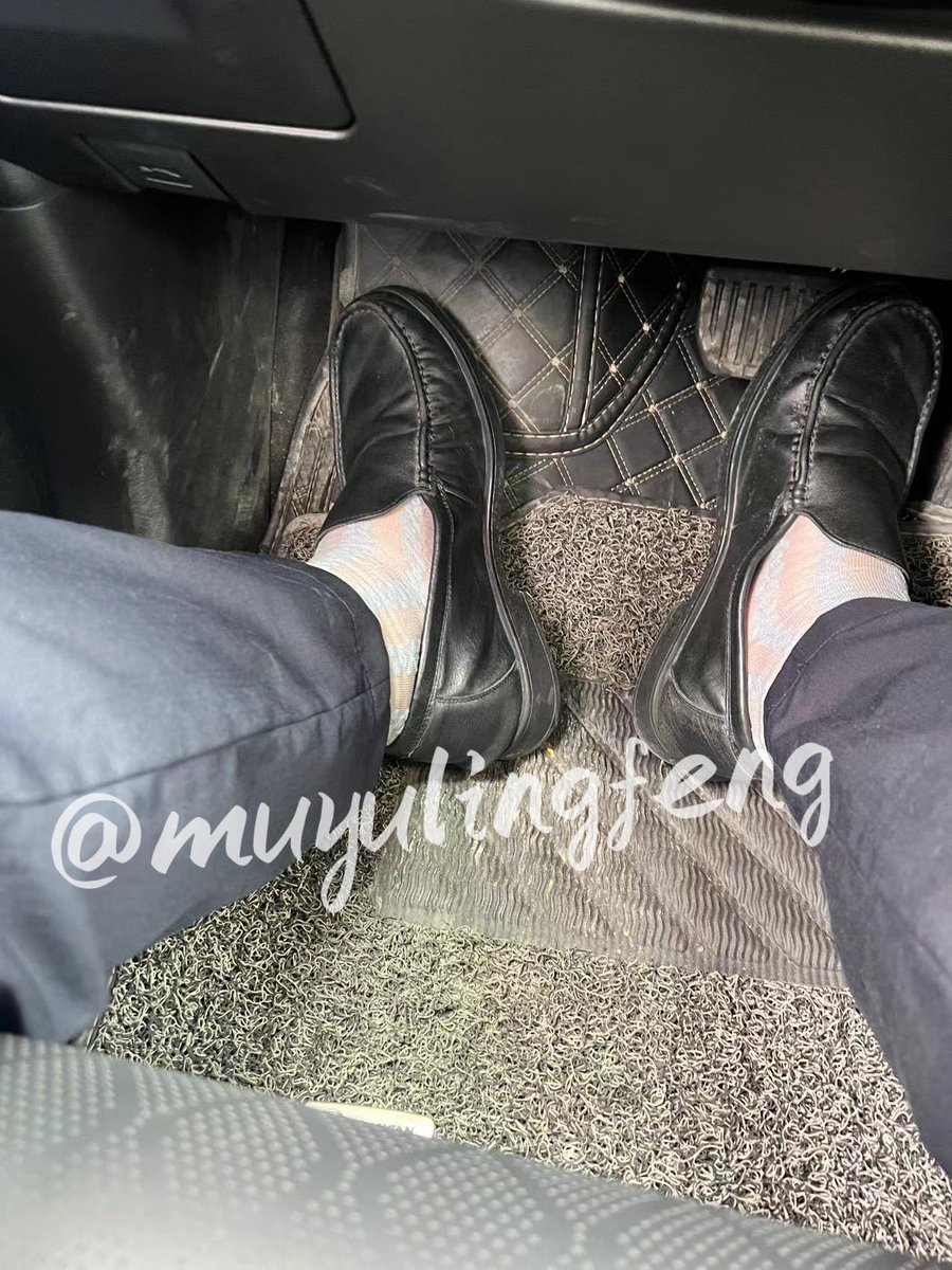muyulingfeng's tweet photo. 来摸蓝丝😋 https://t.co/xZl9ygT4BO