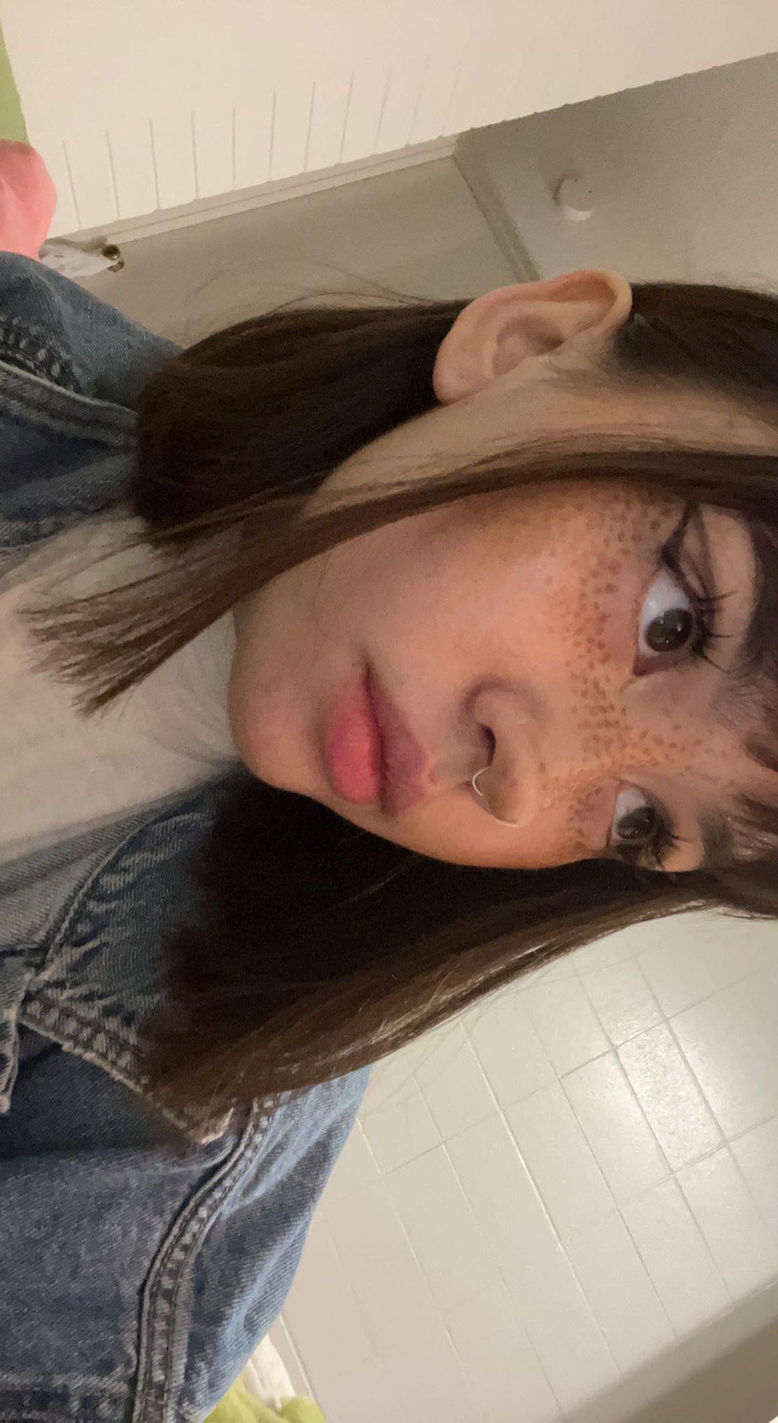 sam ? on Twitter: "selfies your cyborg gf snapchats u in the year 2056