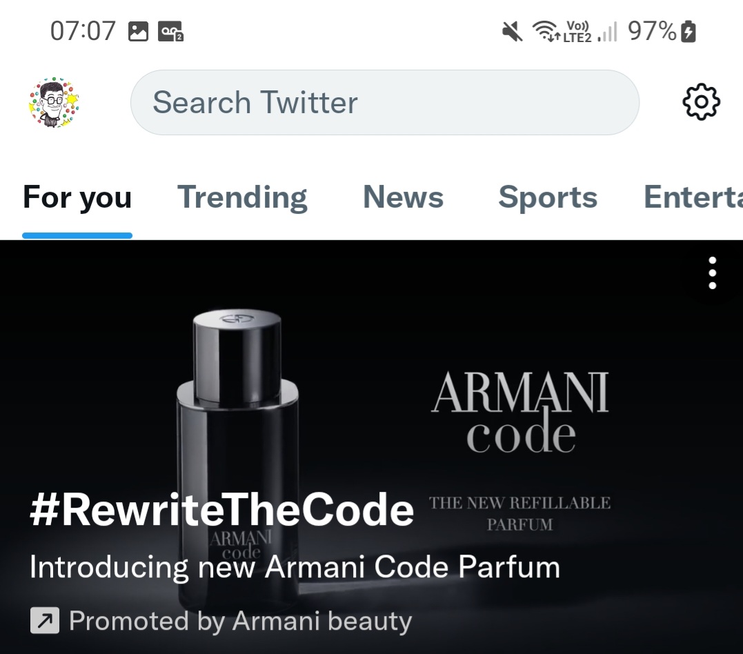 TsuiAllen's tweet photo. Happy Friday to all scrolling by. This advert appearing on the Twitter app of my smartphone made me smile and think as a Computing teacher I prefer to @scratch myself #RewriteTheCode https://t.co/bUWMG82cNp