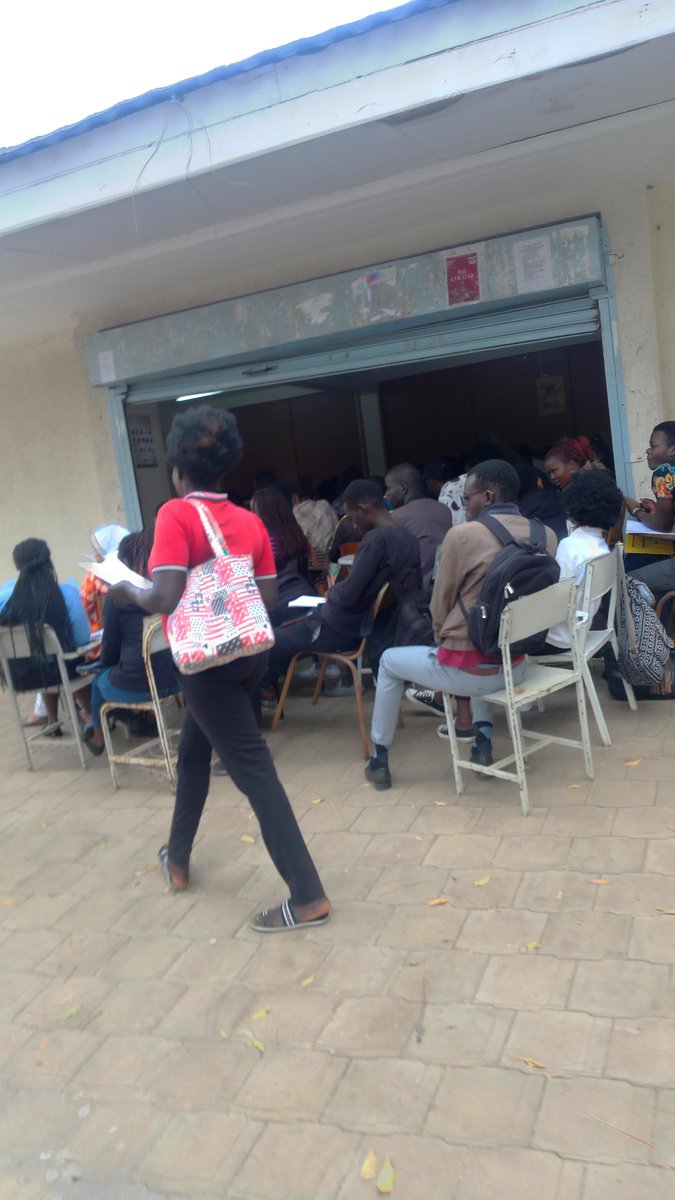 darkweb48884's tweet photo. Niko KU main campus😂😂😂
@kenyattauni https://t.co/VXwvHIBQ29