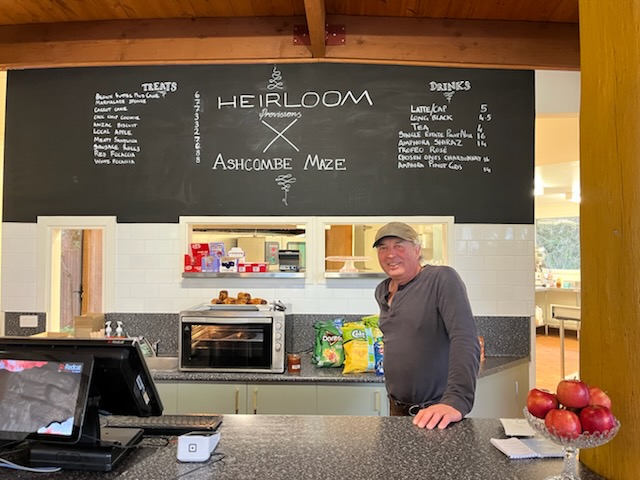 Ashcombe Maze tweet media