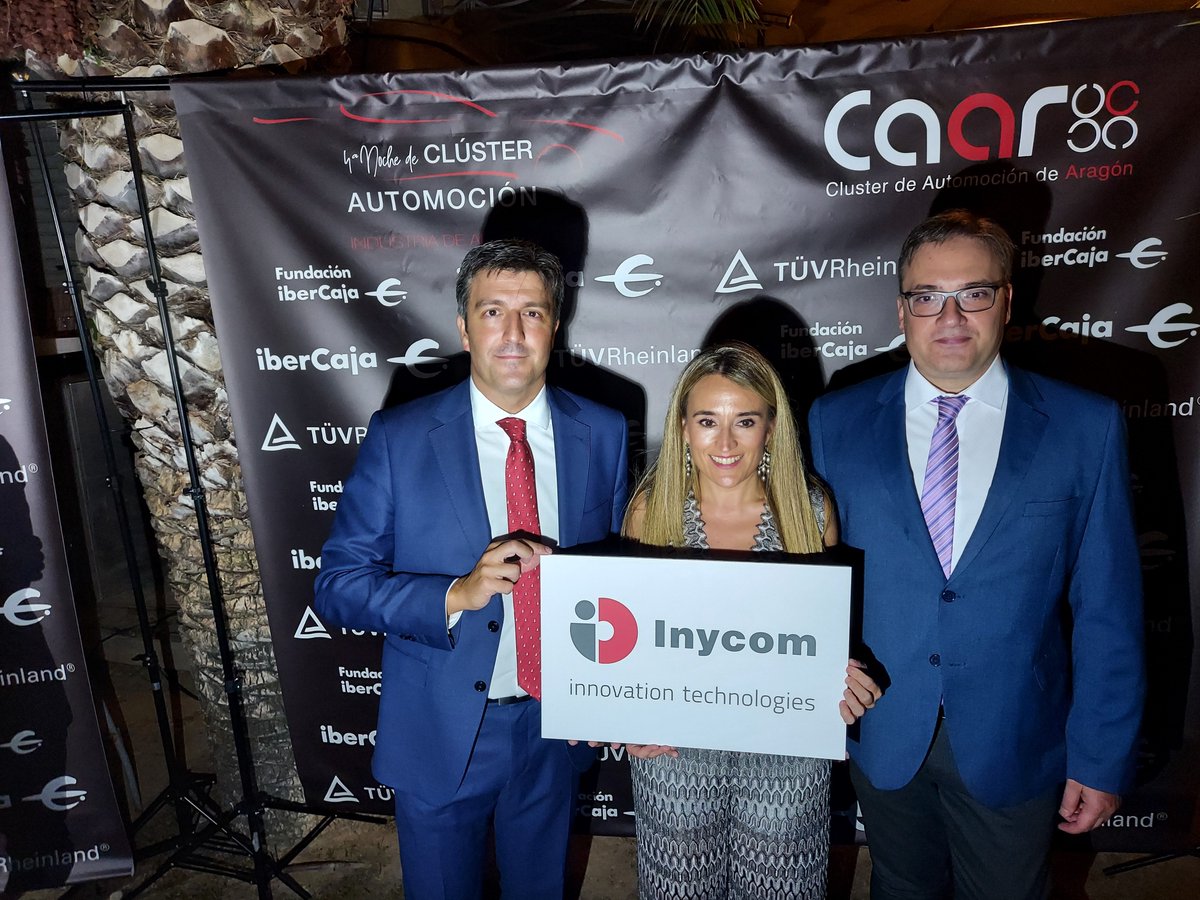 Ayer en la 4ª noche del CAAR (Clúster de Automoción de Aragón), con mis compañeros <a href="/bcalvoperez/">Beatriz Calvo</a> y <a href="/vgarciaarnau/">Vicente García</a>  en representación de <a href="/Inycom/">INYCOM</a>
 
Un muy interesante foro donde pudimos reencontrarnos con viejos amigos del sector y también conocer a nuevos.