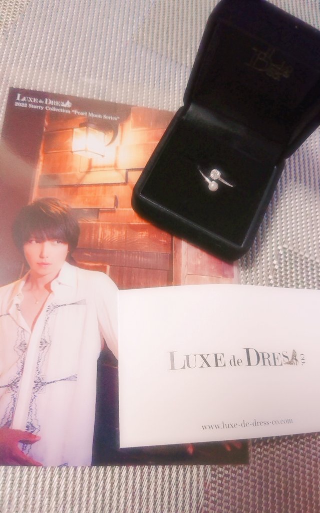 chizuangel's tweet photo. @mao_sid マオくん💗届きました✨
pearl Tears Ring✨💍✨
めーっちゃくちゃ可愛くてサイズもピッタリです😍
旅行でマオくんとオソロで付けれるのが今から楽しみです💕
大切にします✨

#LUXEdeDRESSco
#LDco https://t.co/X8MxqGxQ6v