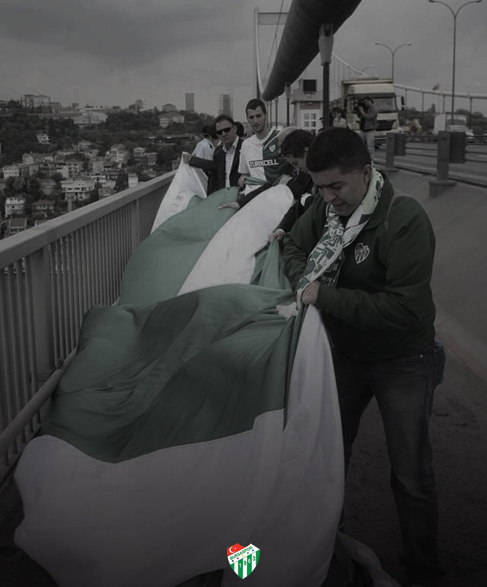 Genel kurul üyemiz ve tribünlerimizin önemli isimlerinden Raif Balkan’ın vefat haberini büyük bir üzüntü içerisinde öğrenmiş bulunmaktayız. 
Merhuma Allah’tan rahmet; ailesi, yakınları ve camiamıza başsağlığı diliyoruz.