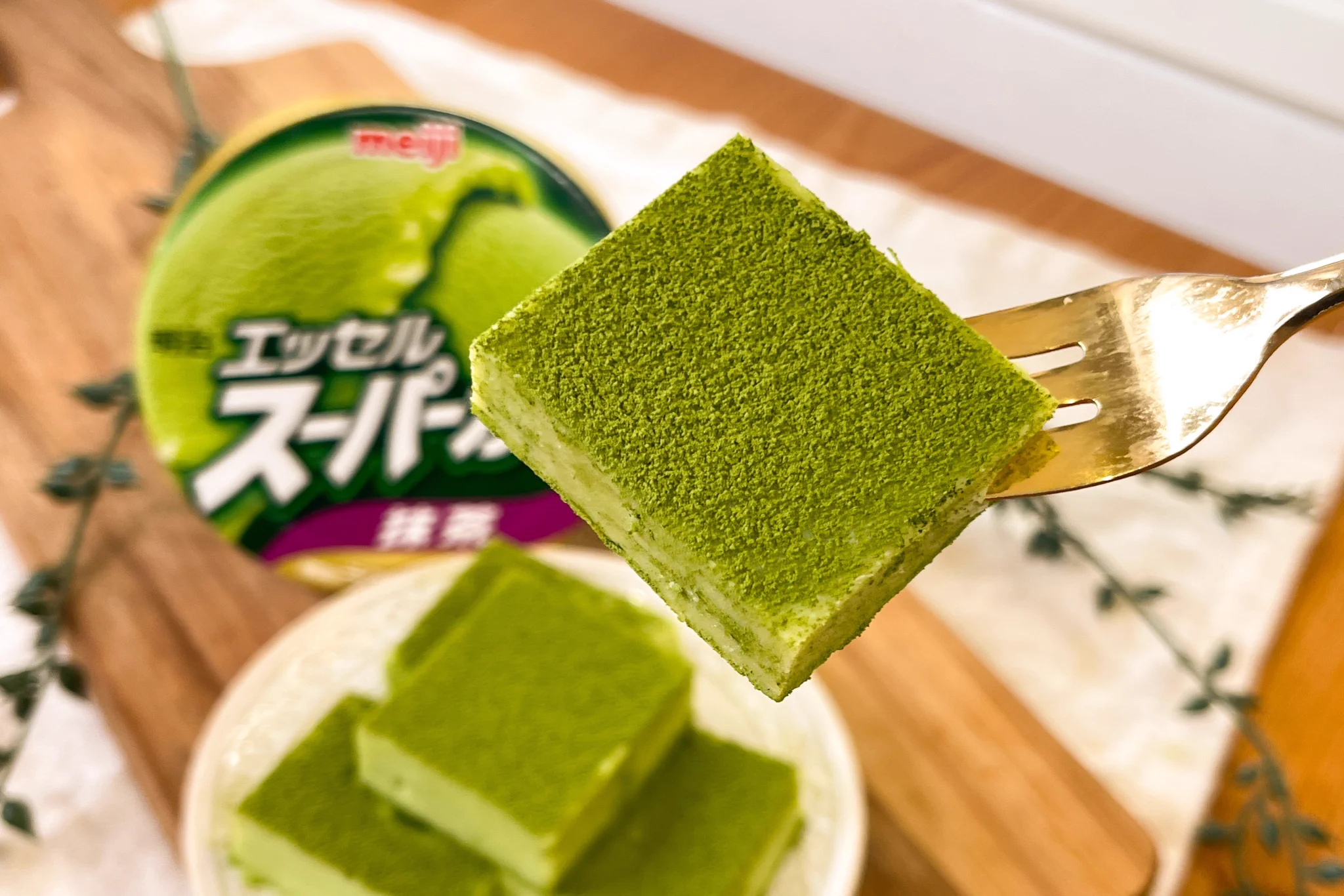 真似したくなる！材料3つ、抹茶アイスで作れる濃厚生チョコ♡