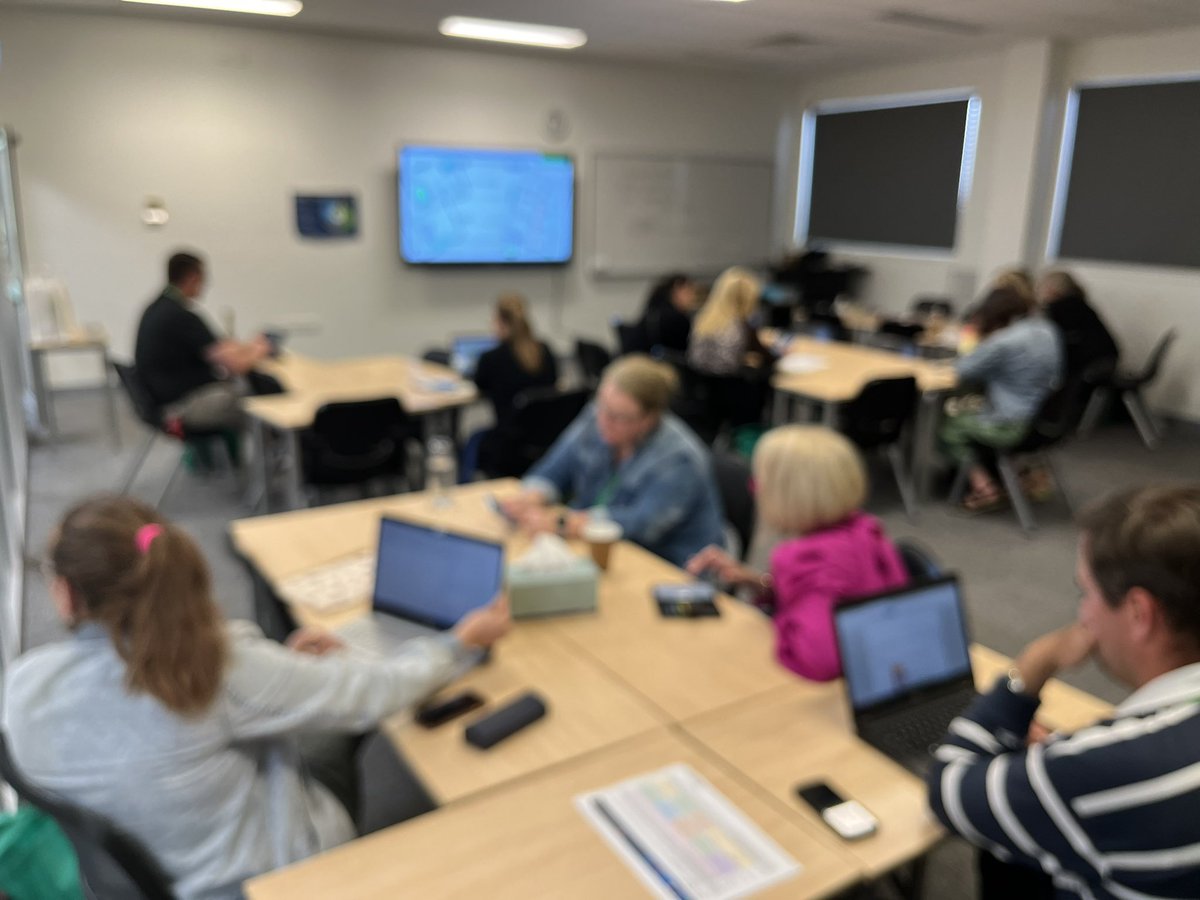 CodeClubAus's tweet photo. What a fabulous day at the #STEMsymposium. It was fabulous to share how using #codeclub in classrooms can inspire and engage youth. https://t.co/Jwr3dixjTD