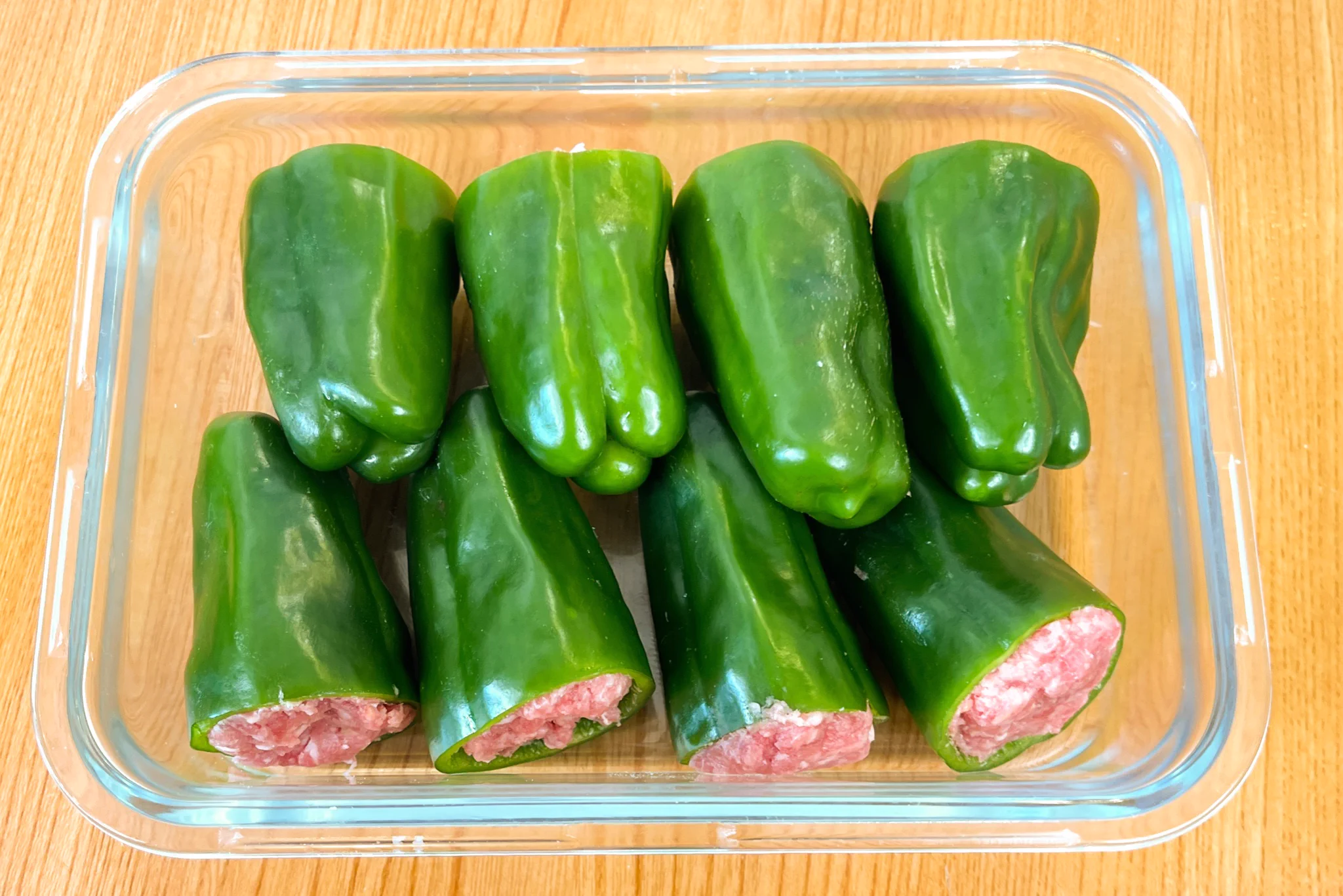 ピーマンを丸ごと味わう！電子レンジで、簡単美味しい肉詰め。