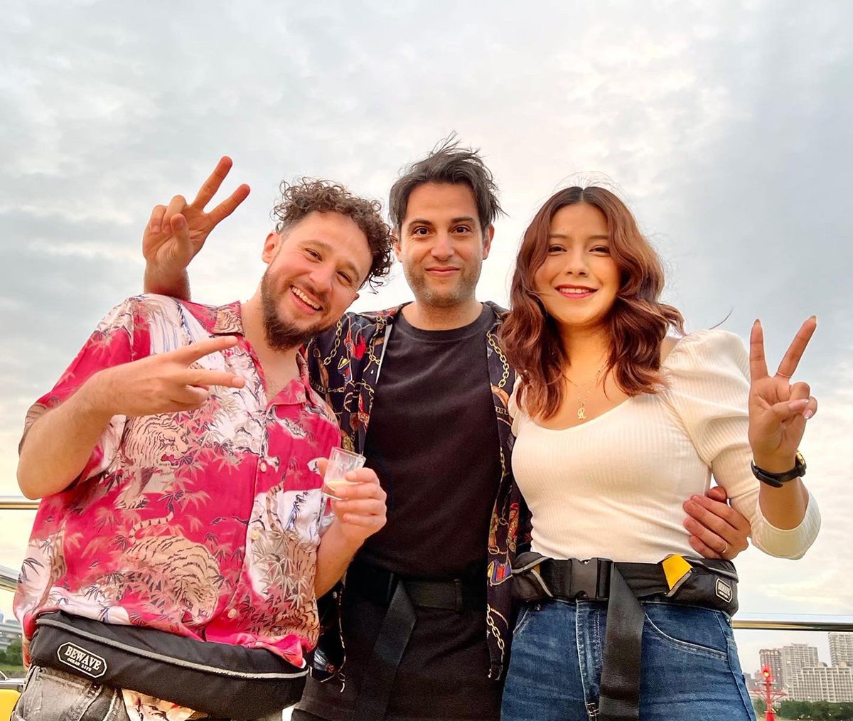 YoitabiTravel's tweet photo. Épica reunión de majos y majas en Tokio 😎🎩 ¡La que hemos liado! 🔥

Todos genios 🧞‍♂️ @SanRuti @LuisitoComunica @zordor @NekoJitaBlog @JavoKunOfficial 

#Japon #FunTraveling https://t.co/dCgtTSWMIN