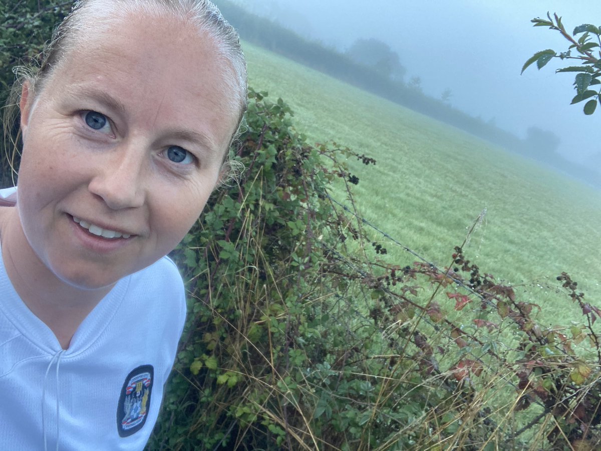 ktsheffa's tweet photo. Day 23… seriously getting tough now, knowing that the finish line is in reaching distance!! 8.6 miles to go! Had the pleasure of virtual company today 🤍🤍🏃🏼‍♀️🏃🏼‍♀️

@Amy_Erith 

https://t.co/pFpyaHC3LI https://t.co/GQBrDRBYV6