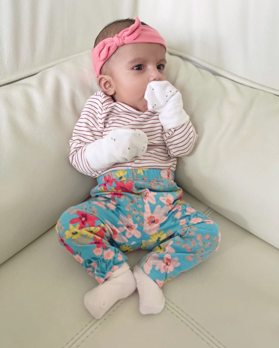 richavkumar's tweet image. Happy 3rd month birthday Rivi. Thank you for choosing us as your parents and coming into our lives. The light of God will always be upon you. We are so blessed sweet child o’ mine ❤️🌸😘 #HappyBirthday #ThirdMonth #BabyGirl #DaddysLittleGirl #BeBlessed #MyDaughter