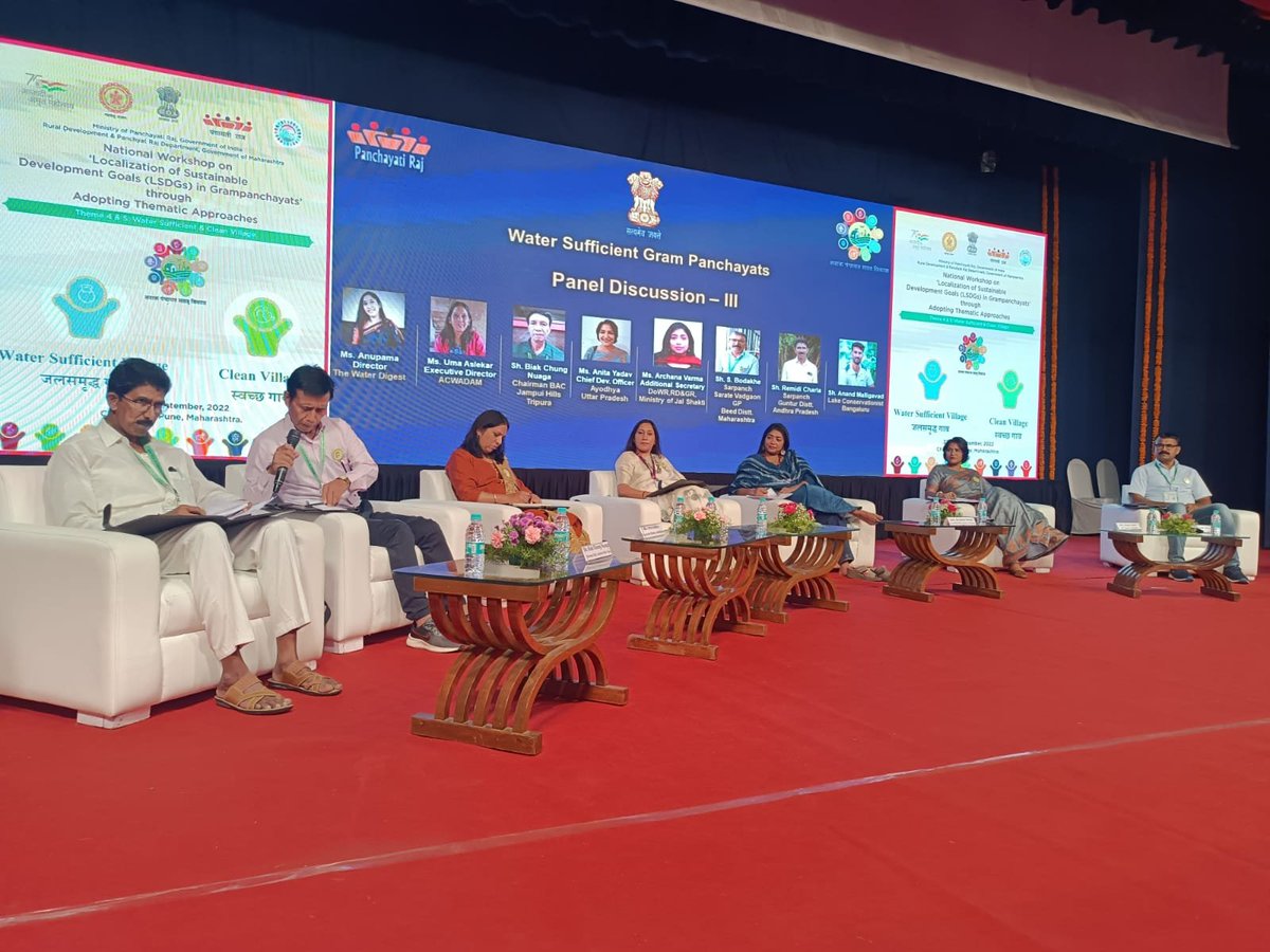 mopr_goi's tweet photo. The day 2 of National Workshop on #LSDGs on theme 4 &amp; 5 started with the videos and discussions on water body rejuvenation so as to deposit water (ground water recharge) before withdrawal of water.

#WaterSufficient #CleanAndGreen 
#GramPanchayat #LocalizationOfSDGs #Pune https://t.co/EREKRR3JC8