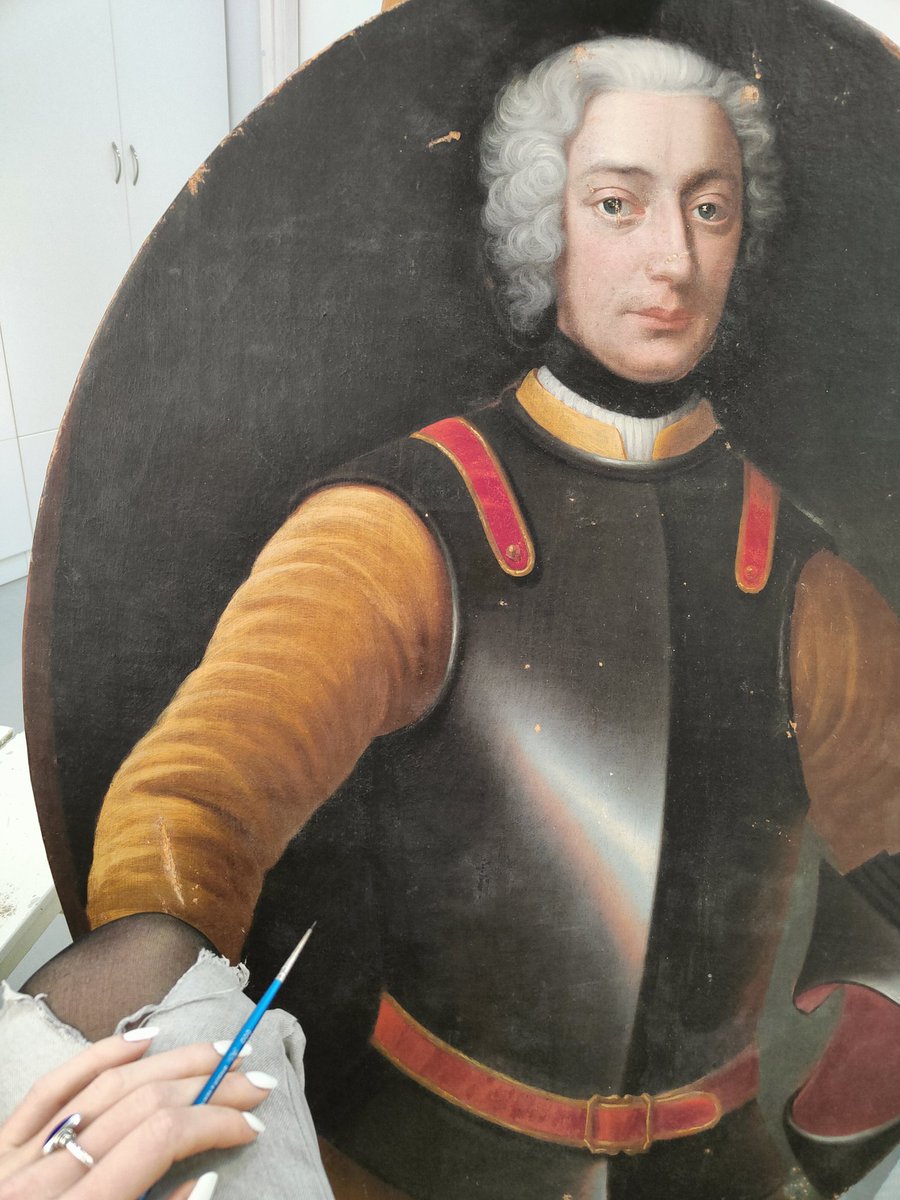 ValentinaMestar's tweet photo. Portret Ivana V Draškovića (?) U najboljoj fazi restaruracije 🖌️🎨♥️
#restoration #conservation #oilpainting #noble #trakoscan #Castle #Lapislazuli https://t.co/rhMyIBQuxv