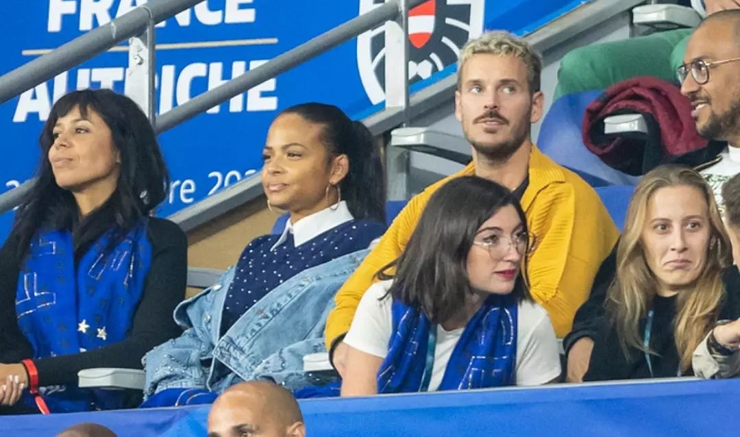 MilianFranceOff's tweet photo. @ChristinaMilian et M Pokora au stade de France pour le match France-Autriche de hier soir 🇫🇷
- Find more photos and information on @CMilianFrance
#following ##mattpokora #mpokora #superdad #paris #family📸 #babyboy #daddyquand #pyramidetour #love #dad https://t.co/BmzoJwMagO