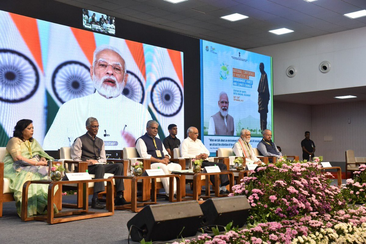 moefcc's tweet image. माननीय प्रधानमंत्री श्री @narendramodi जी ने 23 सितंबर, 2022 को विडियो कॉन्फ्रेंसिंग के जरिए गुजरात के एकता नगर में पर्यावरण मंत्रियों के राष्ट्रीय सम्मेलन को संबोधित किया।