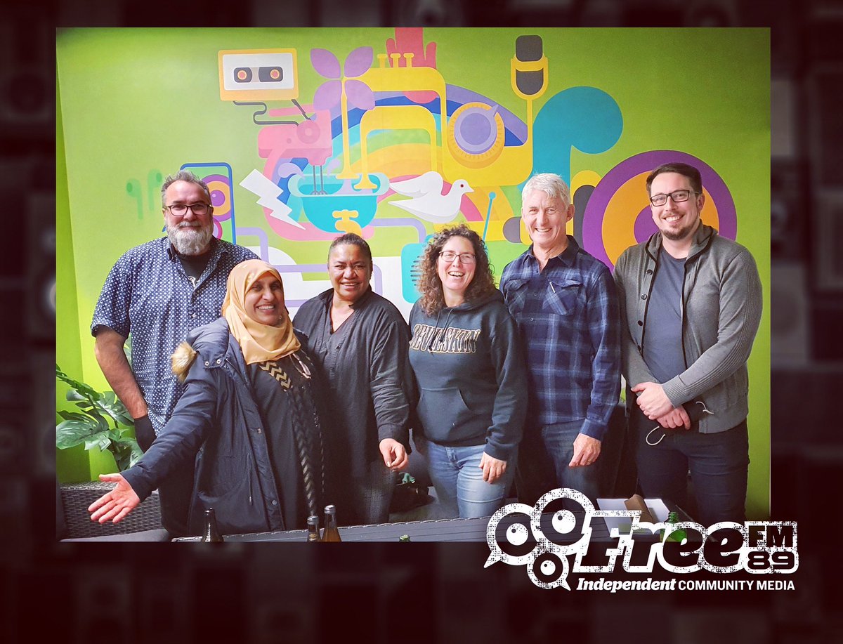 FreeFM89's tweet image. Today our governing body held our AGM and it was a chance to pay tribute to our departing trustee Anjum Rahman @kiwistargazer  Anjum’s served on our trust since 2006, and provided really strong guidance and been a big part of our growth
 Ngā mihi nui ki a koe
 #accessmedianz