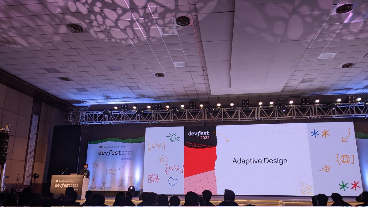 akil_apk's tweet photo. After 2 long years, an offline fest! Thanks @GDGBLR 😀

#Devfest22 https://t.co/pnX6XNaI38
