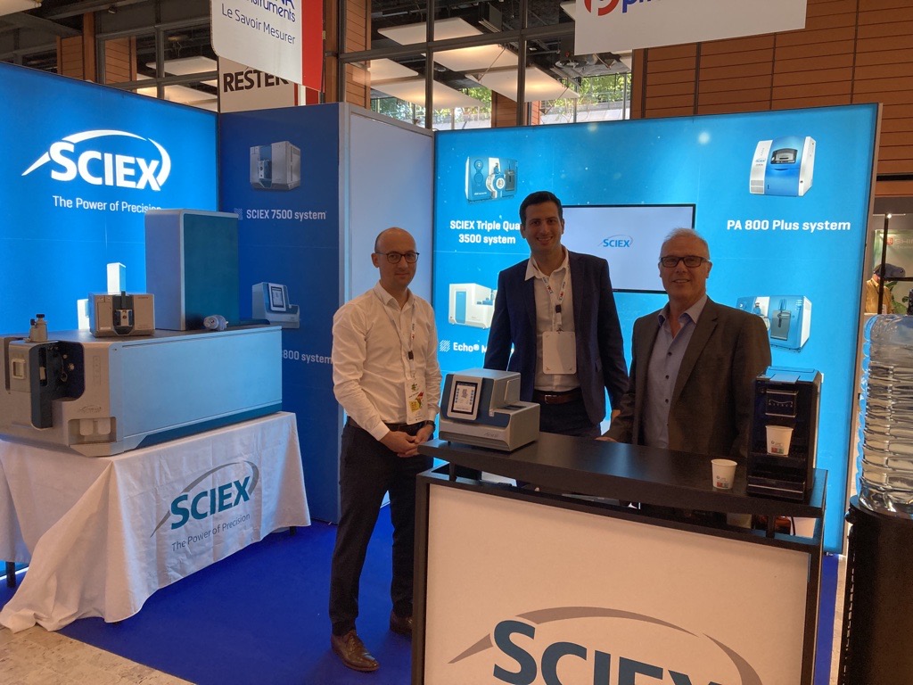 SCIEXnews's tweet photo. Earlier this week, #TeamSCIEX took Lyon, France by storm at the third annual #ForumLABO2022.
#ThankYou to everyone who stopped by the #SCIEX booth and, of course, a BIG thank you to all of the associates who helped make this a successful event!! https://t.co/7CQLbZD8nv