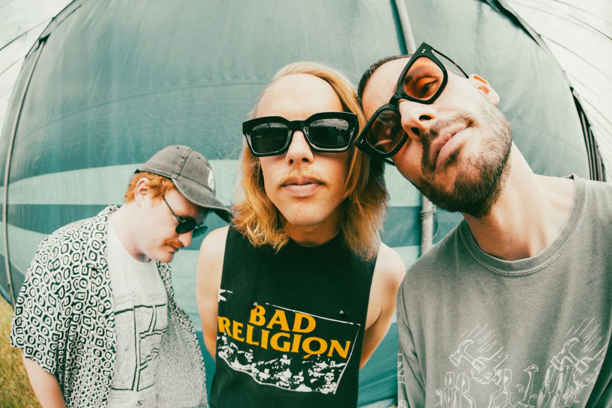 .<a href="/bandofborts/">borts</a> are releasing their debut album 'Preach This!' in November. Check out latest single 'Los Zapatos' here >> ow.ly/RKyi50KQQu5