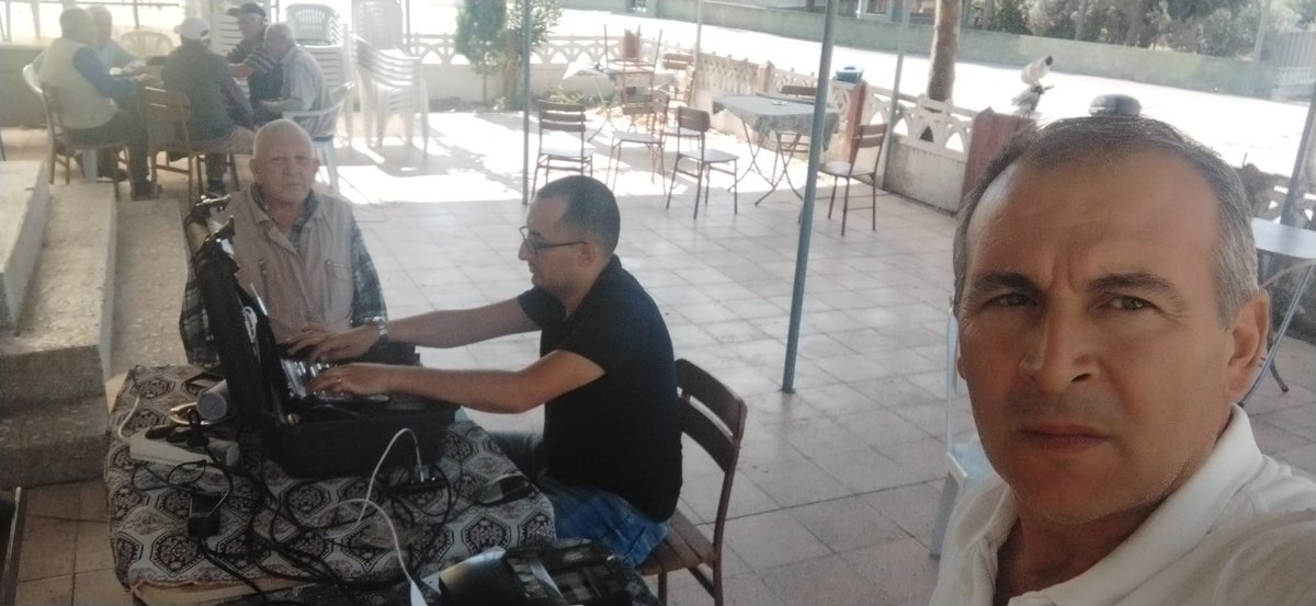 NVİ Genel Müdürlüğümüzün #AdresteNüfusHizmeti  kapsamında Kırsal Mahallelerimizdeki 75 Yaş üzeri vatandaşlarımızı evlerinde ziyaret ederek TCKK başvurularını ve hayır dualarını almaya devam ediyoruz. 
#HayatınızınHerAnında
<a href="/sefikaygol/">Şefik AYGÖL</a> <a href="/TCNufus/">Nüfus ve Vatandaşlık İşleri Genel Müdürlüğü</a>
<a href="/Balikesir_nvi/">Balıkesir İl Nüfus ve Vatandaşlık Müdürlüğü</a>  <a href="/MahmutKececi61/">🇹🇷Mahmut KEÇECİ🇹🇷</a>