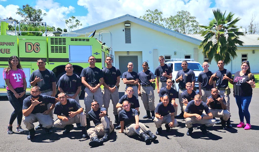 ajaaallen's tweet photo. @maheaaveaa &amp; I spent the day at @HiloYouth today for Career Day. Spending time w/ these Cadets was humbling &amp; as a Mother, made me proud of these young kids for their manorism, respect, &amp; eagerness to get into the work field. Our table was Popular, amongst the cadets &amp; adults😝 https://t.co/tlmblwDepR