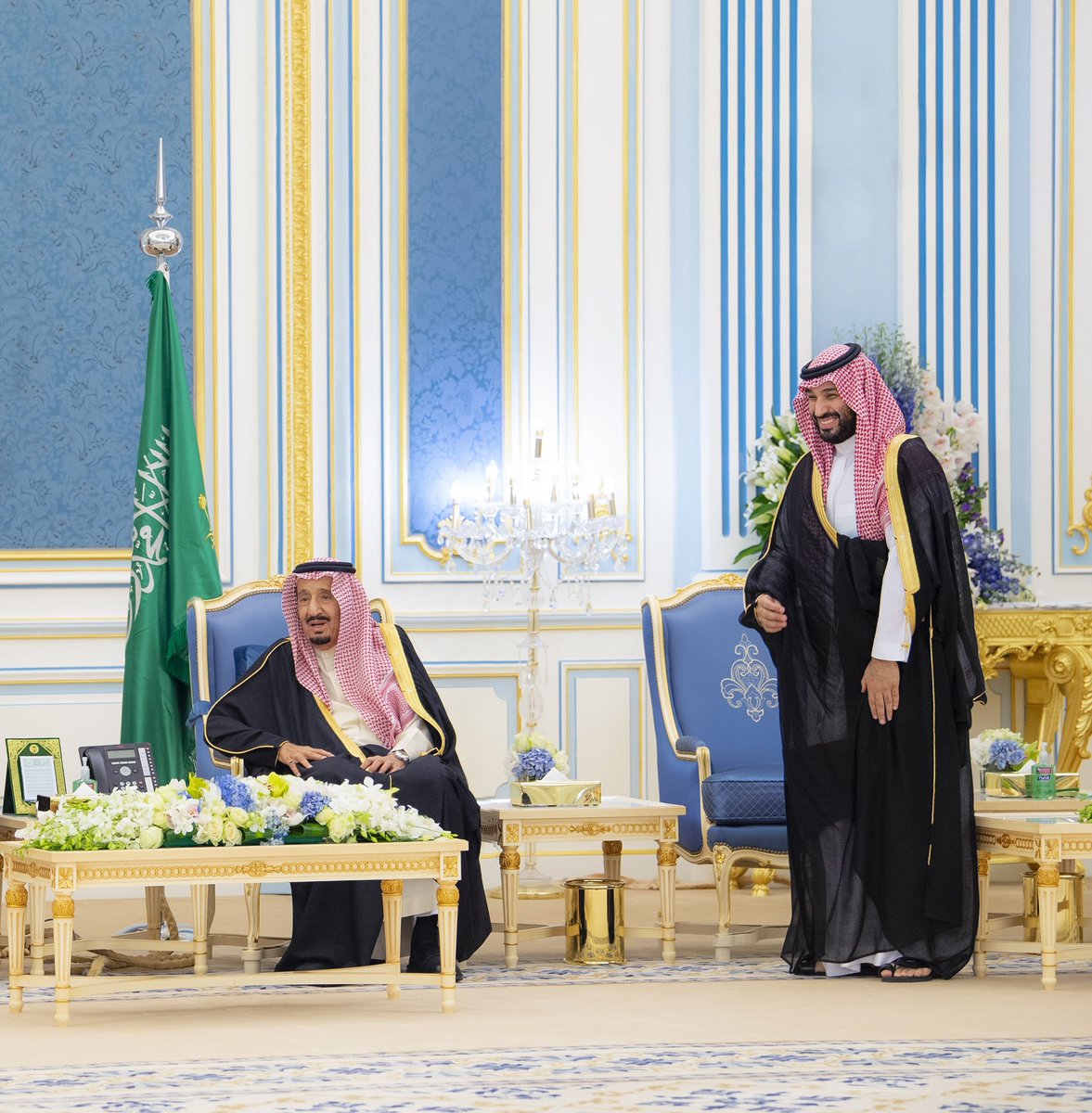 AbdullahMoshd's tweet photo. وفي ضل قيادة سيدي خادم الحرمين، وبرؤية سيدي ولي العهد #2030vision  نعيش حاضر عظيم، ومستقبل كبير، تكون فيها بلادي كما هي دائما شامخة أبية.

وفي مقدمة دول العالم.

#السعودية #saudinationalday92 https://t.co/rJWL3FKDX5