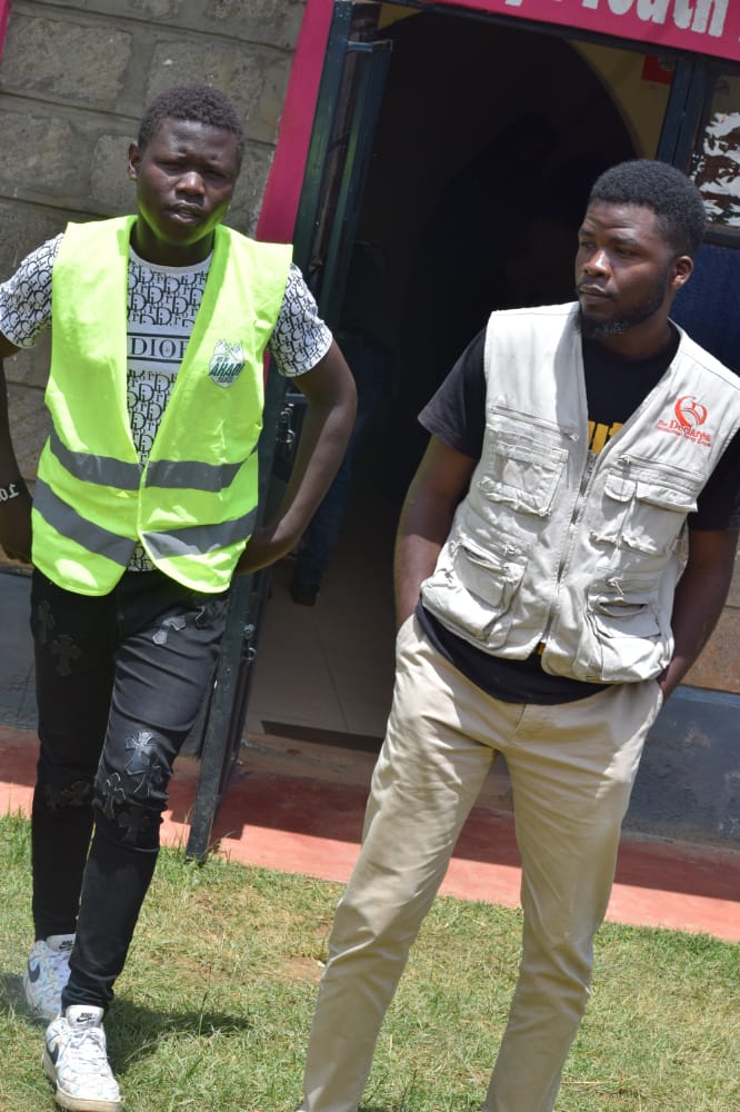 DeclaresKenya's tweet photo. Declares Kenya preparing themselves for today outreach activity. Si mulisema ni FP, Child Protection, FGM, GBV and Harmful Cultural Practices. Yes we are good in addressing all this barbaric acts in our society. Here we go! #AccelerateProgram #DeclaresAt5 @PSKenya_ @Thatguyjeffar https://t.co/xS9Gsaajwz