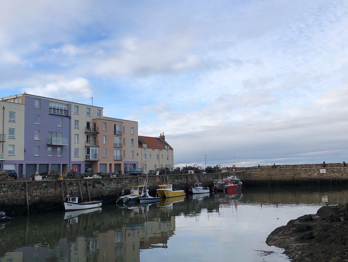 jasper_novel's tweet photo. Back home from beautiful St. Andrews and missing the sea 🌊 already! And my eldest son, who is lucky enough to live &amp; study there. As my MG fiction story is set in an underwater sea kingdom, I feel drawn to the sea and it’s energy. #standrews #fifecoast #WritingCommmunity https://t.co/LqYxEZWK0m