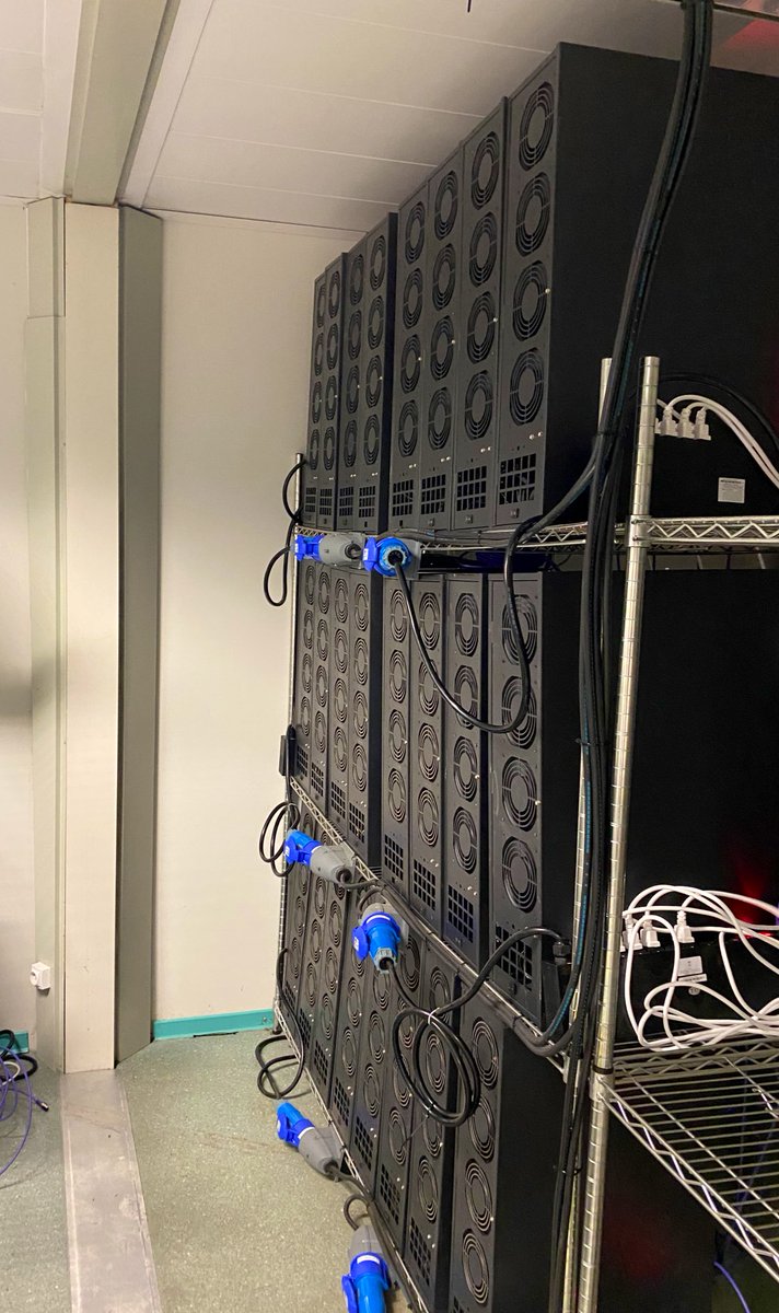 Arkorg23's tweet image. We are with @ergoplatformorg and we will soon add, all our client’s Hash on #ERGO cause the most important now, is not to earn money it’s to contribute. 

 this is just  1/3 of one client I don’t tell you how many we have for the surprise 😘🌝
#Ergonauts $ERG