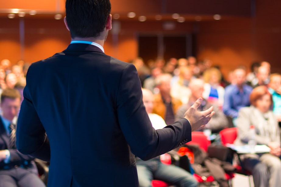 💻 In februari 2023 organiseren we de AI Hackathon, om zo het gebruik van #AI bij overheidsdiensten te bevorderen. Ter voorbereiding organiseren we 5 seminaries, waarvan de 1ste op 5/10 plaatsvindt. Iedere geïnteresseerde is welkom!

👉 Meer info: bosa.belgium.be/nl/AIhackathon