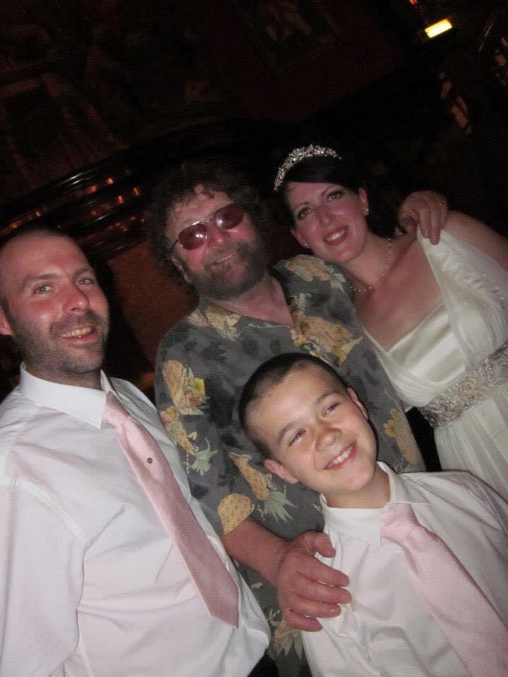 goochyhubbard's tweet photo. @chas_dave My Dad and Stepmum got married in September 2012 and wrote to Chas in hopes he would maybe come and make an appearance at the reception, being lifelong fans 

He performed for probably 2hours+ and everyone had the maddest night, still one of my greatest memories (I’m at bottom) https://t.co/Pb8KZWXDgC