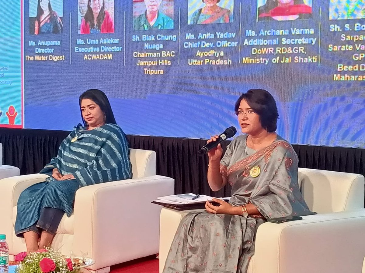 mopr_goi's tweet photo. Ms. Anita Yadav, Chief Development Officer #CDO, #Ayodhya District, #UttarPradesh presented the works on water table recharge, reduced cost of irrigation through rejuvenation of River Tamsa.

#अयोध्या #तमसा_नदी
#WaterSufficient #CleanAndGreen
#NationalWorkshop #LocalizationOfSDGs https://t.co/VpISqWkNsE