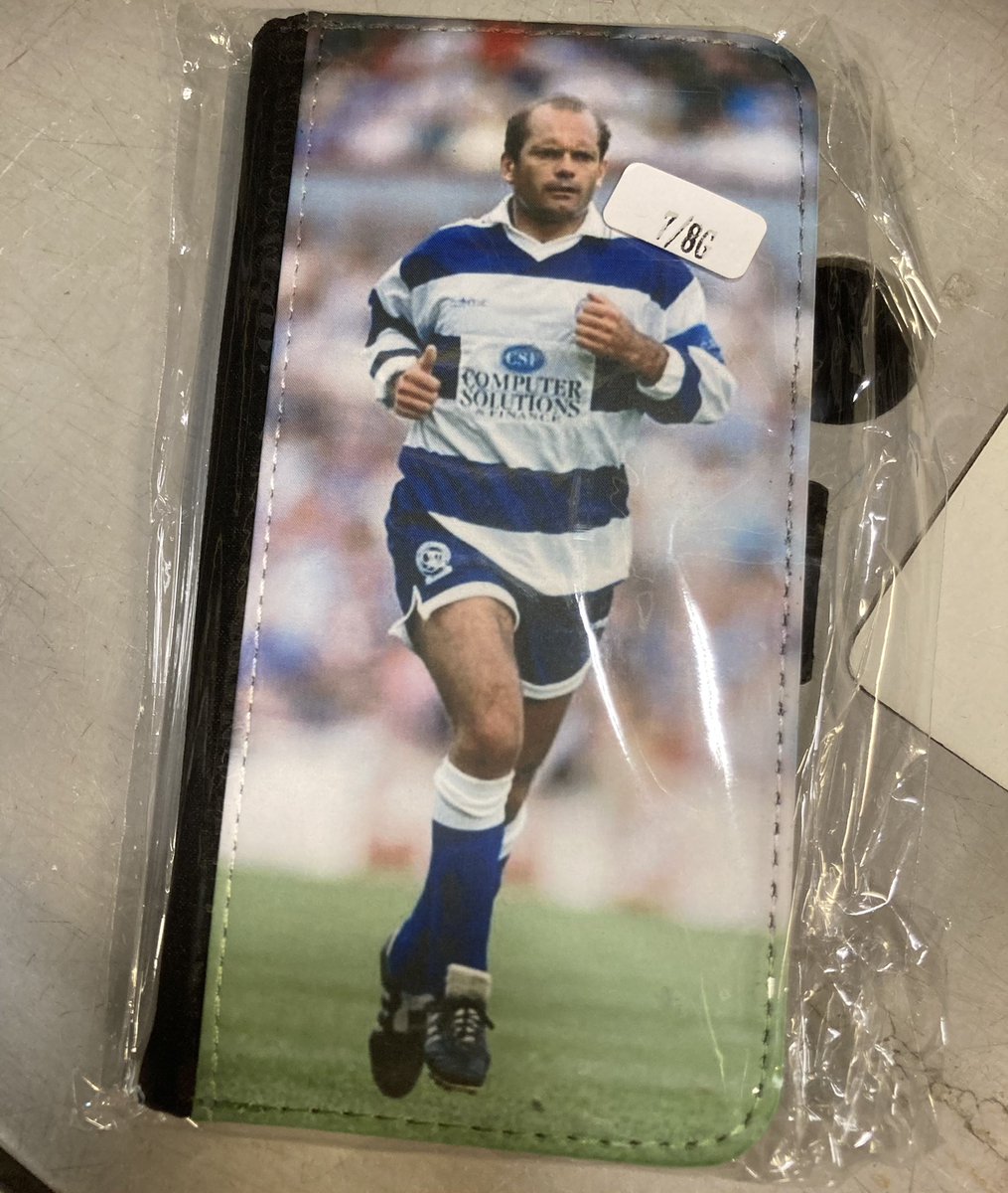 Irwinator83's tweet photo. Loving my new phone case! #SuperRay #QPR https://t.co/FZZkmx4X5D