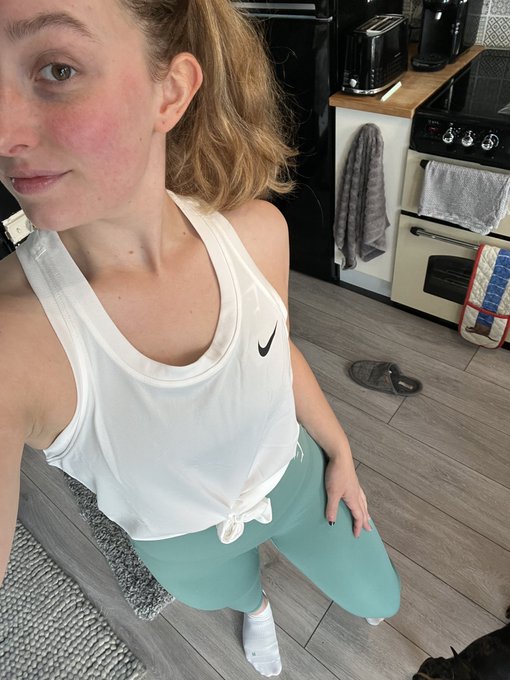 TW Pornstars - 𝙋𝙤𝙥𝙥𝙮 𝙀𝙫𝙖𝙣𝙨. The most liked pictures and videos from