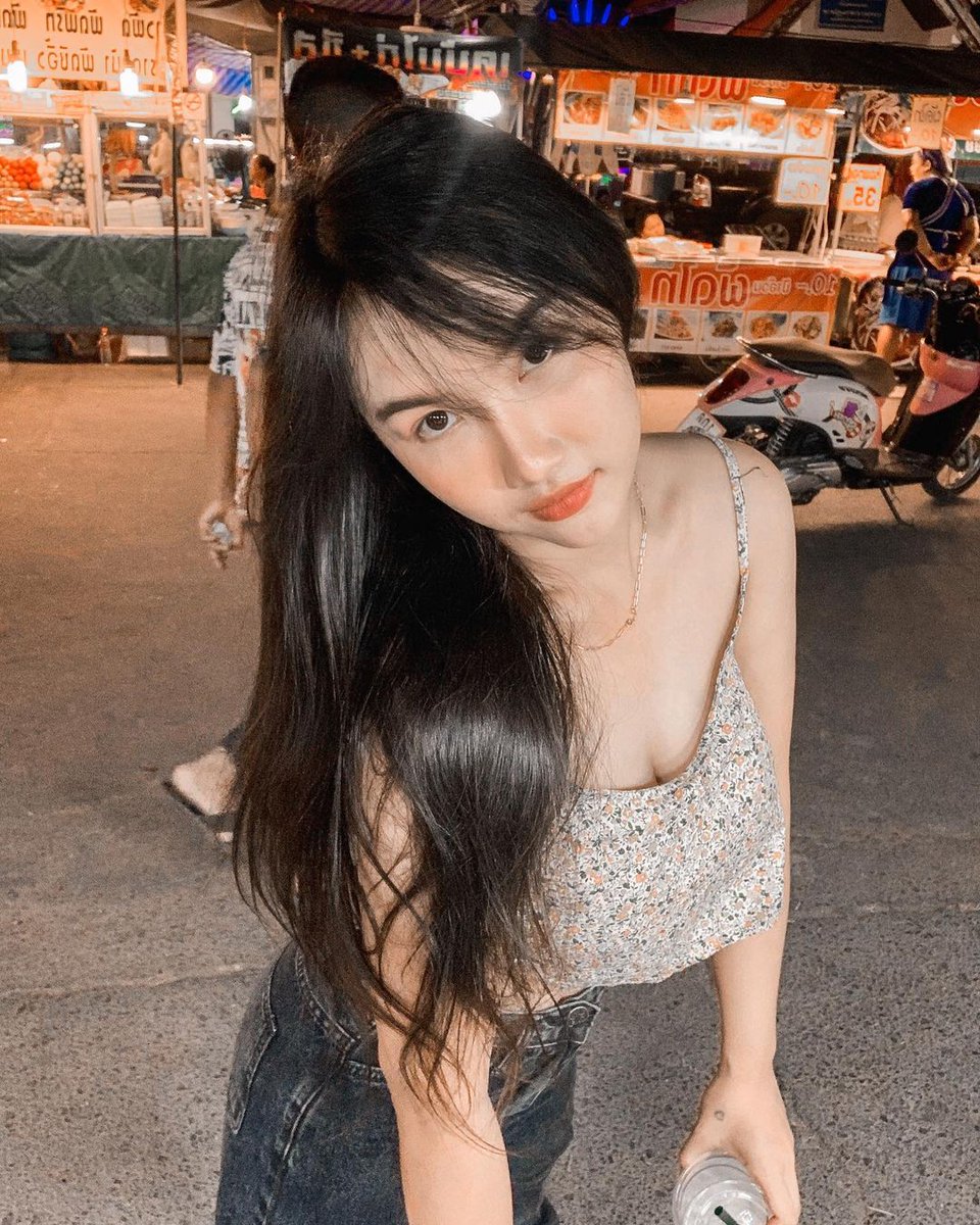 Porn_158's tweet photo. #เหงาหรือเงี่ยน 🤭🫦 https://t.co/darMct38yZ