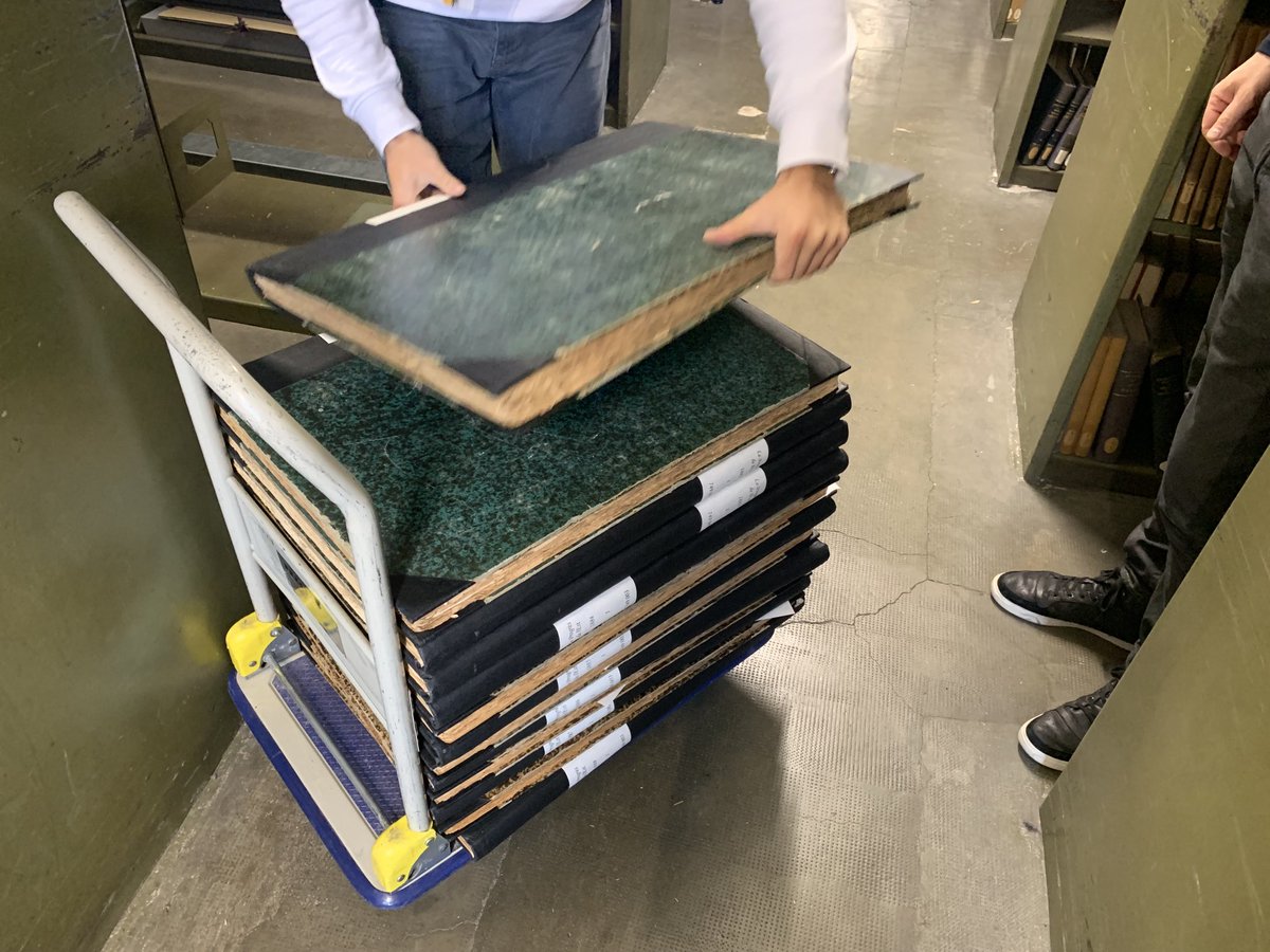 Départ d’un train de numérisation des journaux lorrains de la ⁦@bmnpatrimoine⁩ pour les publier dans <a href="/LimediaGalerie/">Limedia.fr</a> 🤩 #Nancy #histoire