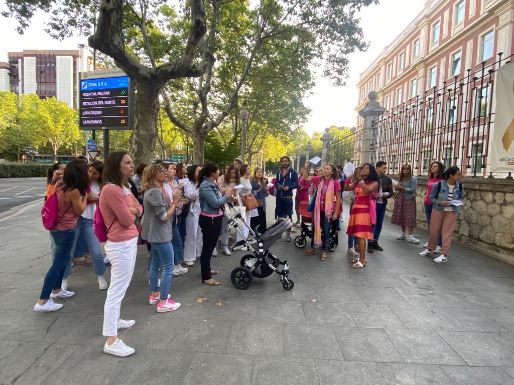 MatronasSacyl's tweet photo. Por unos contratos justos y equitativos para todas! #matronassacyl #stopfidelizacion @Salud_JCYL @jcyl https://t.co/Xz0kY57vnW