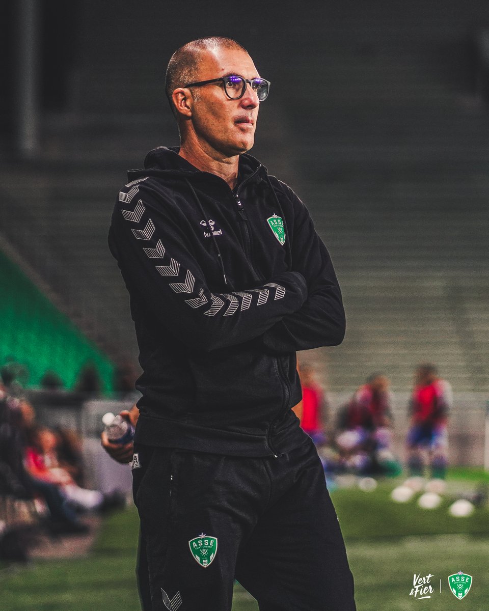 ASSEofficiel's tweet photo. 🤗 𝗟𝗮𝘂𝗿𝗲𝗻𝘁 𝗕𝗮𝘁𝗹𝗹𝗲𝘀 fête aujourd'hui ses 47 ans 🎂

🎉 Joyeux anniversaire coach ! https://t.co/pdxZyKYWfE