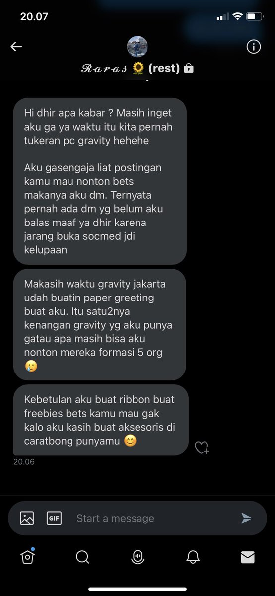 seahorsevoice's tweet photo. Ini cerita ter-sweet gue dari #BETHESUNinJKT #BeTSinJKT yang dimulai dari #GRAVITYinJKT #GravityInJakarta
Mata gue berkaca-kaca baca dm dari @dotdaeblue 

From this                       To this https://t.co/e4gOYT4jcA