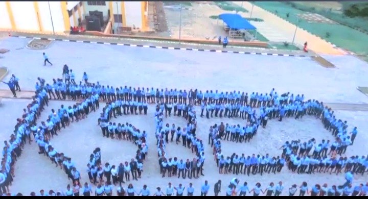 KNUST_Live's tweet photo. KSB22’🎉

The blue shirt has finally been dropped down.

#KNUSTLive https://t.co/Vic1dNn8OR