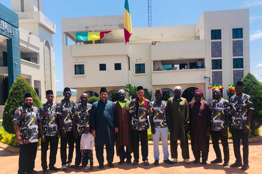 AhmadiyatinMali tweet picture