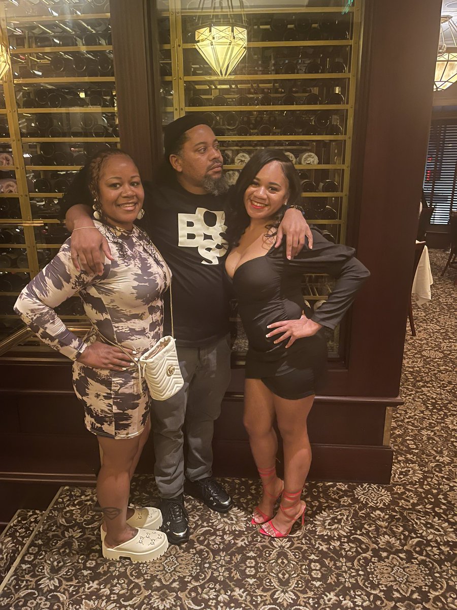 KiB116's tweet photo. Happy 24th Birthday 🥳🥳to Our 1&amp;Only Daughta/Child👨‍👩‍👧 We Love You &amp; Hope You Had A Great Birthday 💜#ilovemyfamily🤞🏾 https://t.co/HUqOh6g4jJ