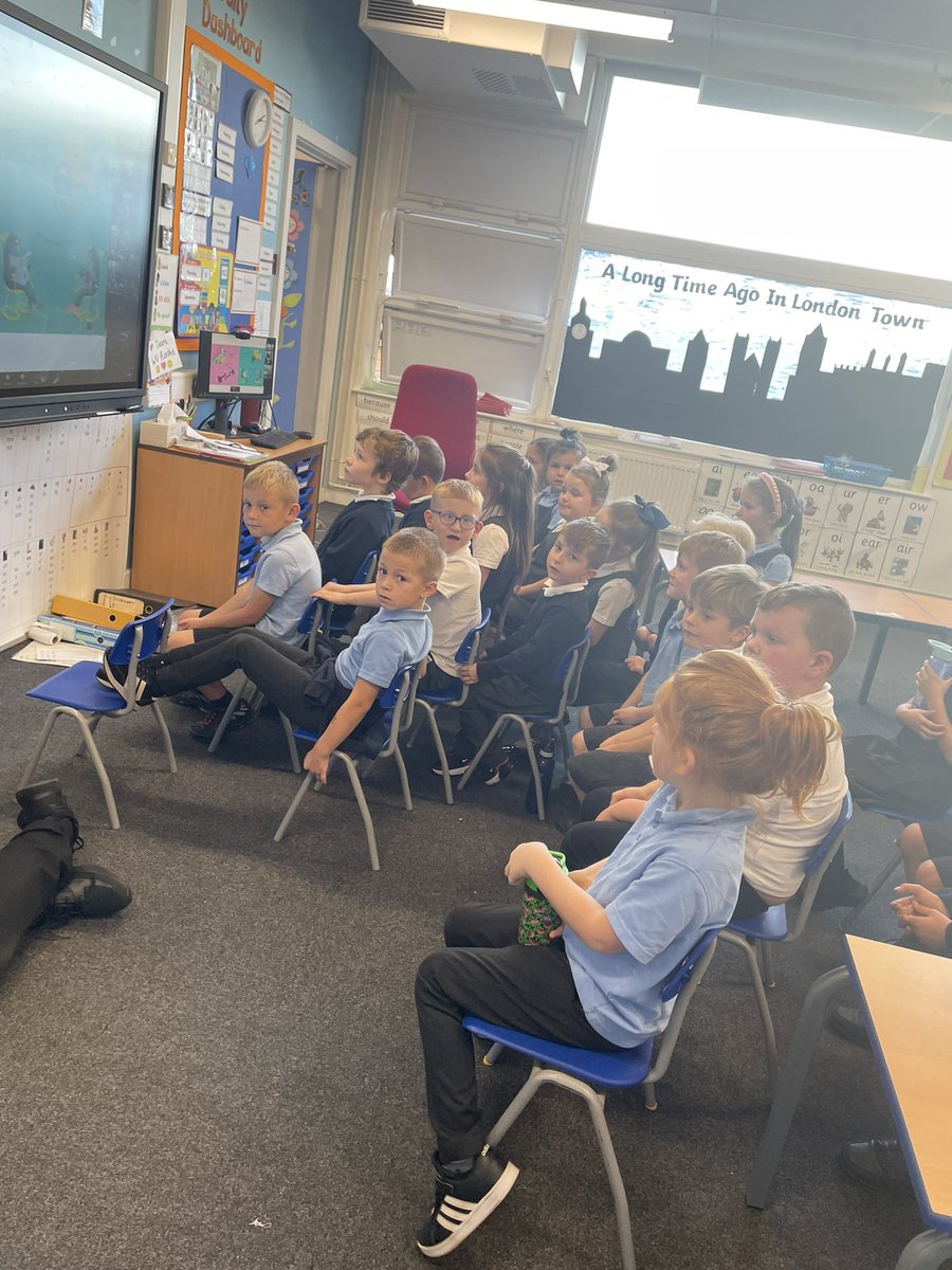 WathVictoria's tweet photo. Our KS1 &amp; EYFS children have enjoyed a session with author Suzy Senior this afternoon, sharing stories together. #rotherhamlovesreading #octopants #suzysenior #readingforpleasure @jmatschools https://t.co/Chux200ba6