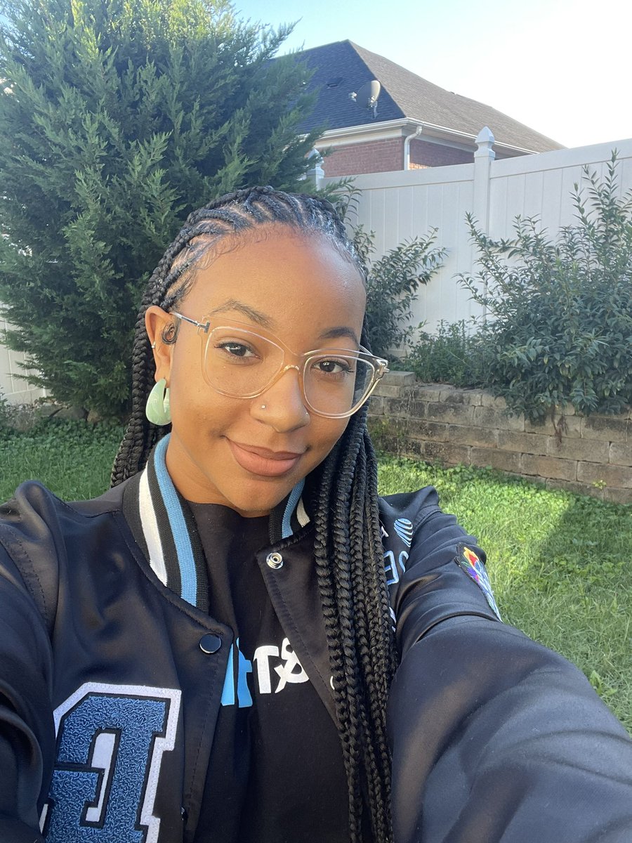 AreianF3's tweet photo. someone said it was FIBAH IGNITE day. 💪🏽🤓☄️… how many FIBAH can @BIGSTRATFORD336 submit today? 🤓🫶🏽 #WeAreOne #FibahRunnin #DreaminBlack @ATT https://t.co/e1jw1hMluB
