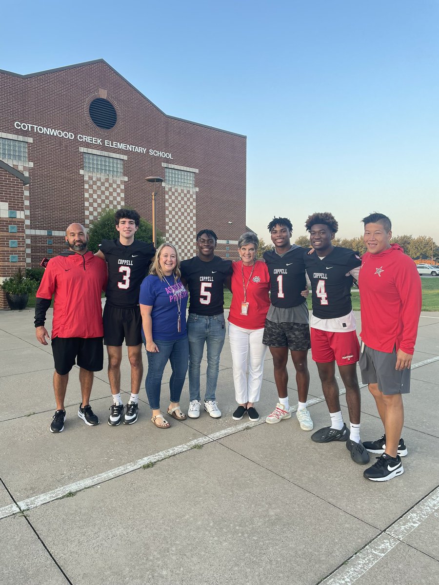 coppellfootball's tweet photo. Thank you @CCEColts for letting us help out this morning! https://t.co/LDLdV8qMHc