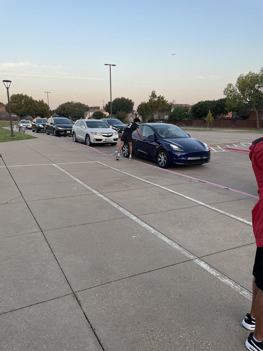 coppellfootball's tweet photo. Thank you @CCEColts for letting us help out this morning! https://t.co/LDLdV8qMHc